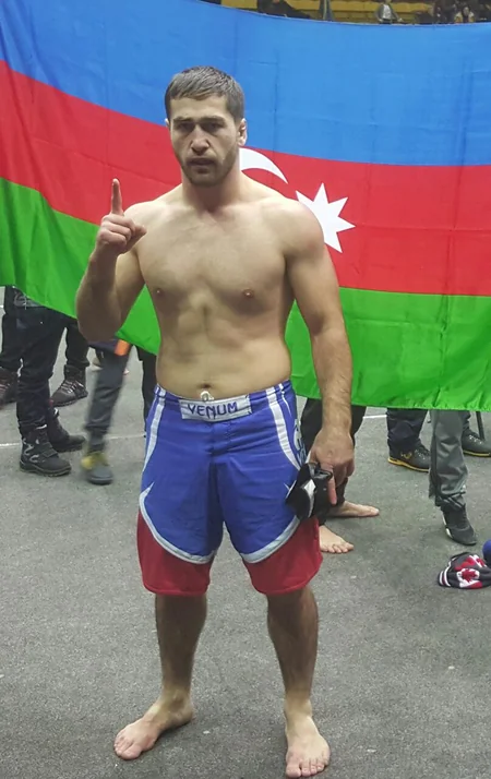 Azərbaycanın MMA döyüşçüsü dünya çempionu olub - FOTO