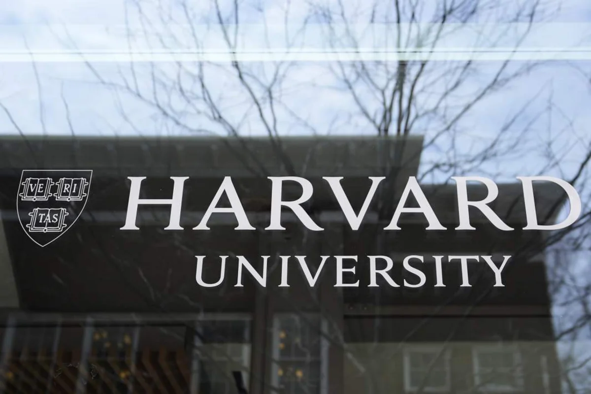 Fox News: Harvard gələn həftə işçilərin bir hissəsini ixtisar edəcək