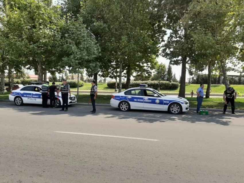 Şəmkir yol polisi Təmiz hava aylığı ilə bağlı reyd keçirib
