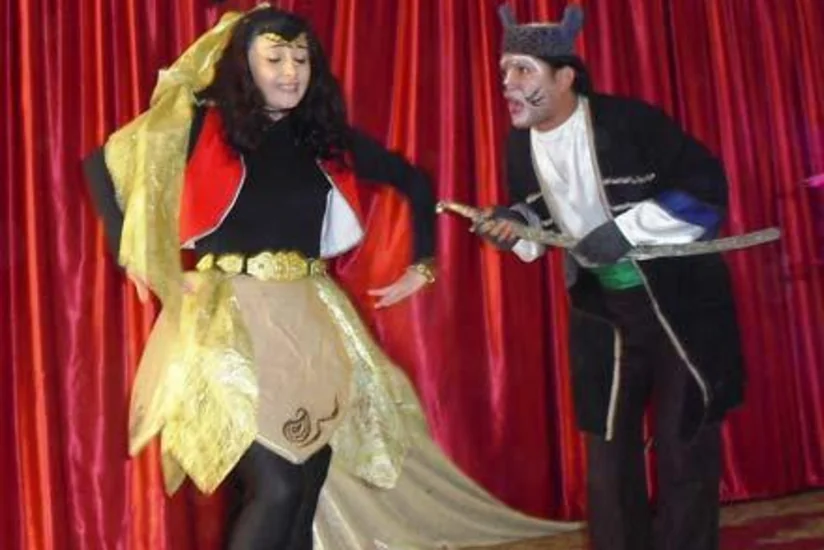 ​Azərbaycanda uşaq teatrlarına gedənlərin sayı azalıb