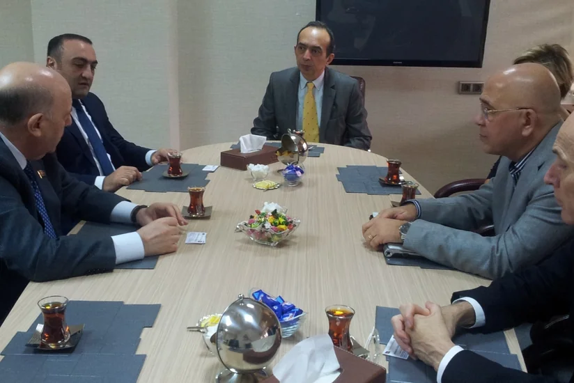 Əhliman Əmiraslanov: Azərbaycanda süni mayalanma yolu ilə övlad sahibi olmaq arzusunda olan ailələr çoxdur