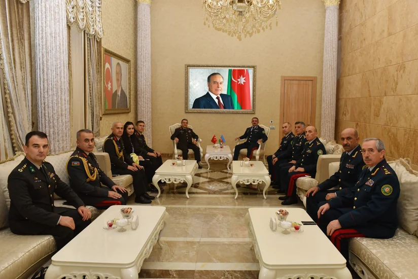 Azərbaycanla Türkiyə arasında müdafiə və sərhəd təhlükəsizliyi istiqamətində əlaqələr müzakirə edilib