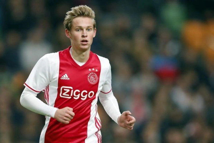 Barselona 75 milyon avroya futbolçu alır