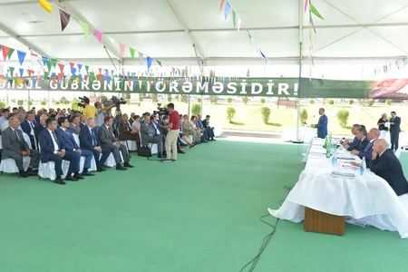 “Şəmkir Aqroparkı”nda beynəlxalq konfrans keçirilib