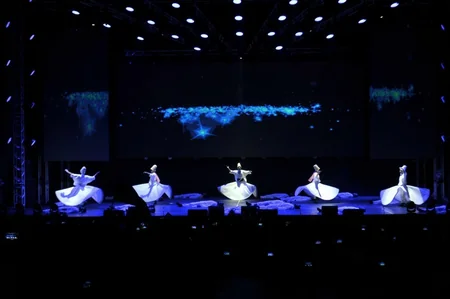 Heydər Əliyev Mərkəzinin parkında Bakının azad edilməsinin 100 illiyi münasibəti ilə konsert olub
