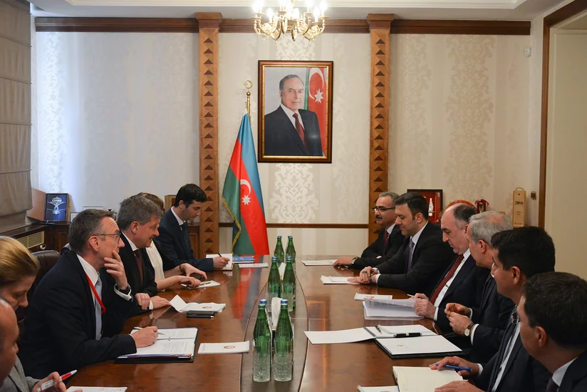 Elmar Məmmədyarov Beynəlxalq Əmək Təşkilatının baş direktoru ilə görüşüb