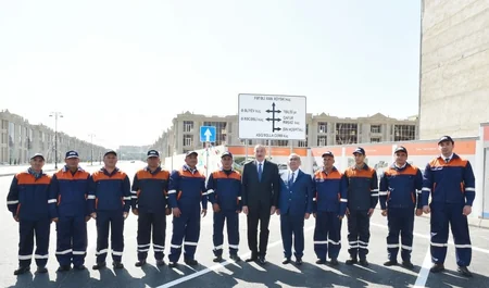Prezident Bakıda yenidən qurulan Aşıq Molla Cümə küçəsinin və ona bitişik yolların açılışında iştirak edib - YENİLƏNİB - FOTO