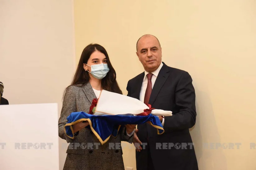 Avropa çempionatında bürünc medal qazanan Azərbaycan şahmatçıları mükafatlandırılıb