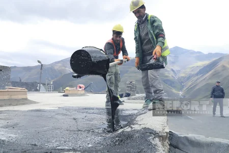 Xınalıqda 20 ev təmir-bərpa olunur