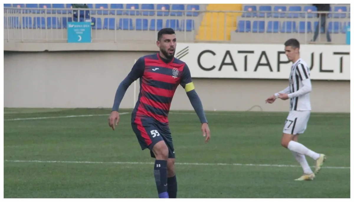 Şamaxı futbolçusu ilə yollarını ayırıb