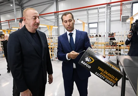 Prezident İlham Əliyev Ağdam Sənaye Parkında görülən işlərlə tanış olub, yeni zavodların açılışlarında iştirak edib