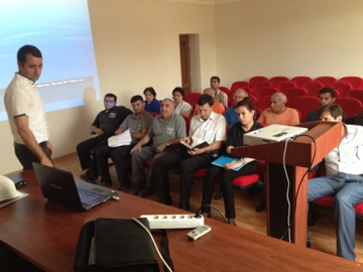 SOCAR holds educational event on waste management