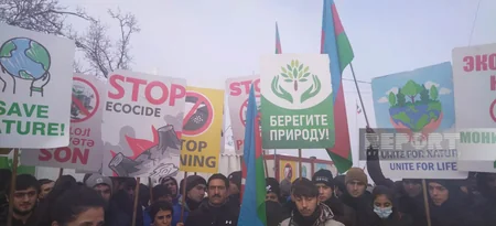 Акция на дороге Ханкенди-Лачын продолжается