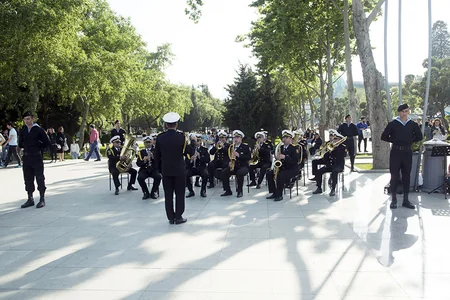 Silahlı Qüvvələrin hərbi orkestrlərinin nümunəvi çıxışları təşkil olunub