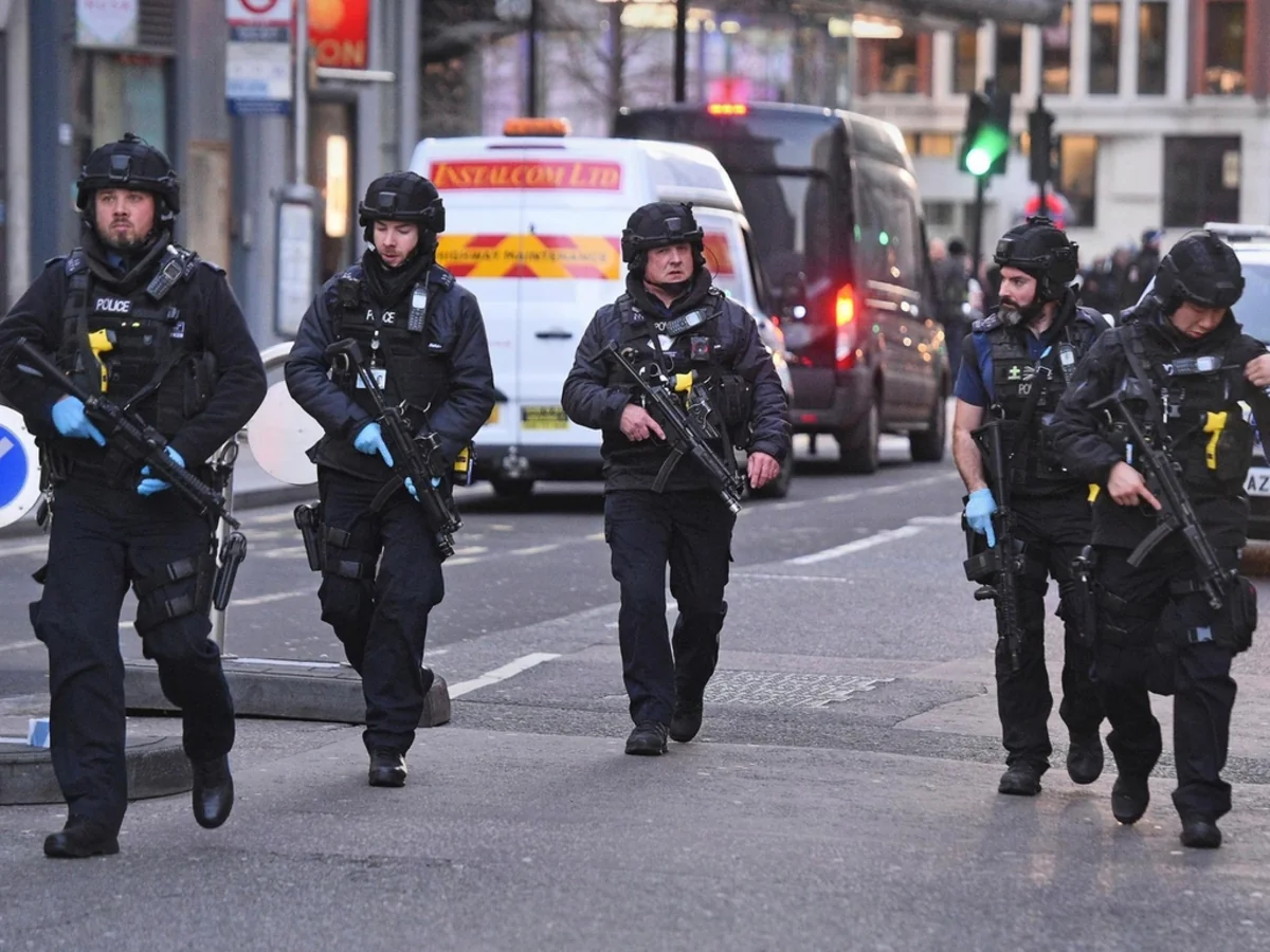 Londonda terror aktı hazırlamaqda şübhəli bilinən şəxs saxlanıldı