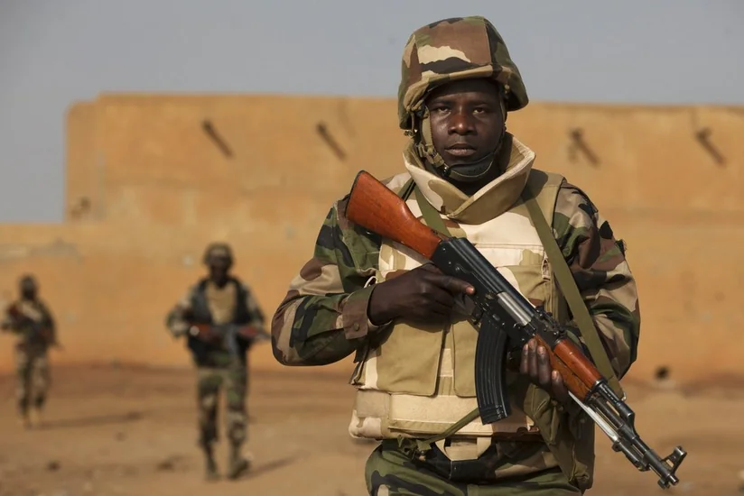 Nigerdə silahlıların hücumu zamanı bir neçə hərbçi həlak olub