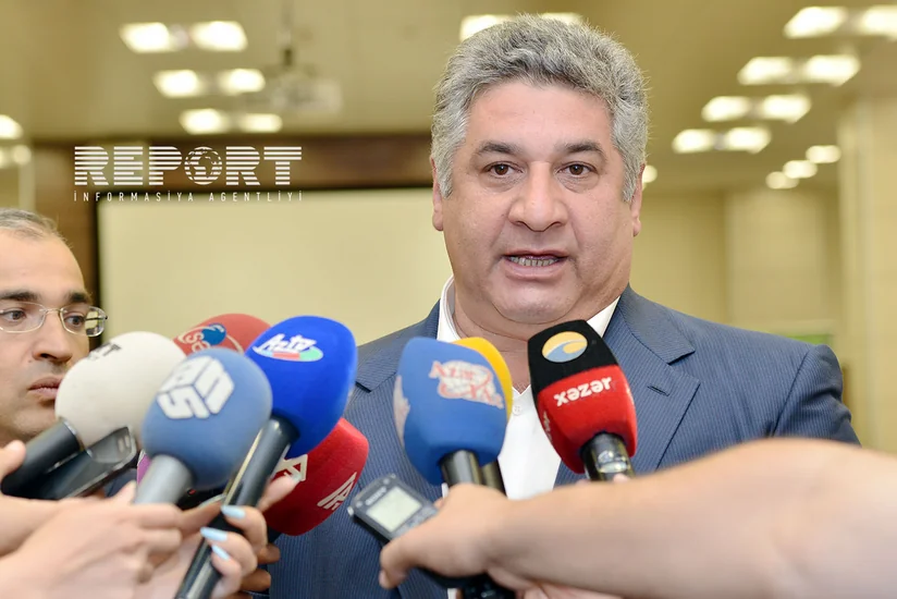 ​Азад Рагимов: Для Формулы-1 на площади Азадлыг построят двухэтажное здание пит-стоп