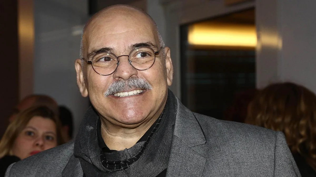 Türkiyənin infarkt keçirən məşhur aktyoru vəfat etdi - YENİLƏNİB