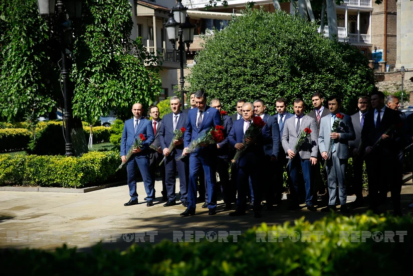 Tbilisidə AXC qurucularının məzarları ziyarət olunub