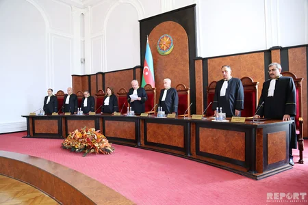 Constitutional Court issues a testimonial on a draft Referendum Act presented by President Ilham Aliyev - UPDATED