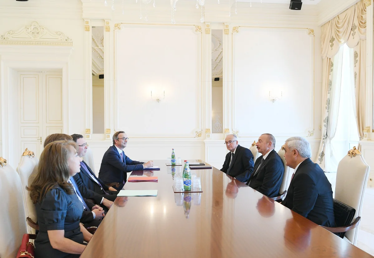 President Ilham Aliyev receives delegation led by Total CEO