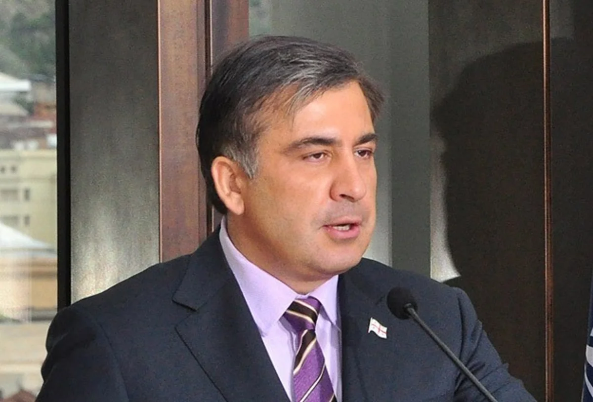 ​Saakaşvili: Tezliklə müharibə başlayacaq