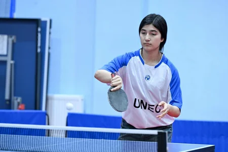 Bakıda tələbələr arasında keçirilən stolüstü tennis yarışına yekun vurulub