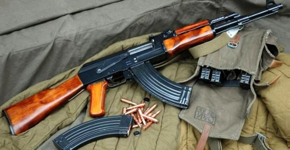 Şərur sakinindən Kalaşnikov markalı avtomat götürülüb
