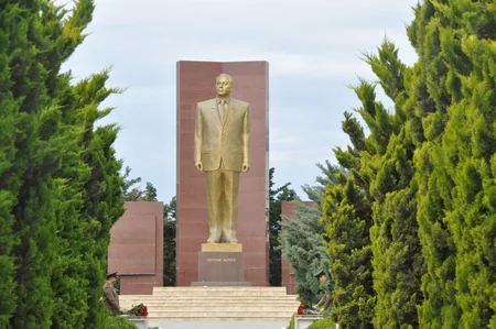 FHN-in Akademiyasında “Heydər Əliyev İli”nə həsr olunmuş tədbir keçirilib