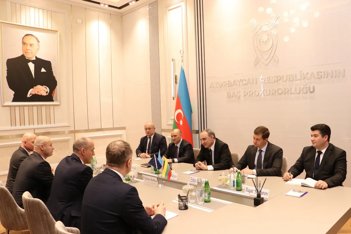 Azerbaijan's Prosecutor General  meets with Director of Special Investigation Service of Lithuania