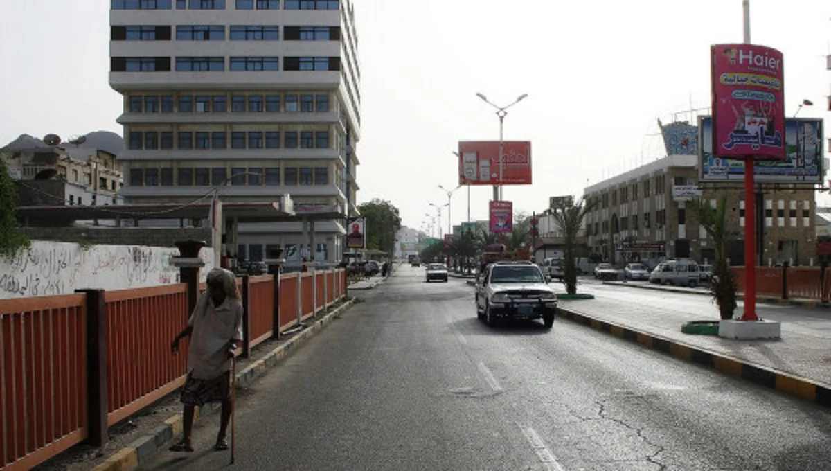 Yemen govt declares curfew in Aden after 17 killed in fighting