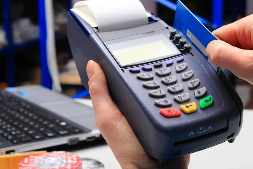 Foreigners’ operations via bank cards in Azerbaijan near AZN 1.3B