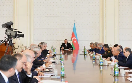 Prezident İlham Əliyevin sədrliyi ilə Nazirlər Kabinetinin iclası keçirilib