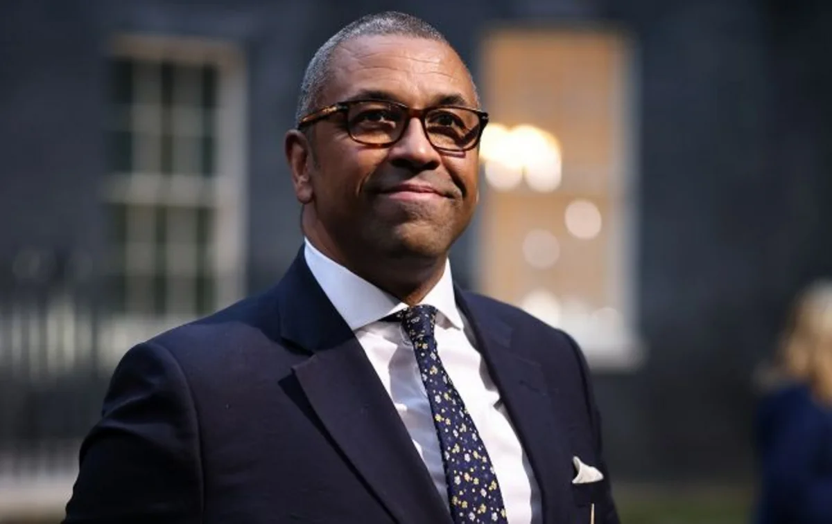 UK Foreign Secretary arrives in Israel