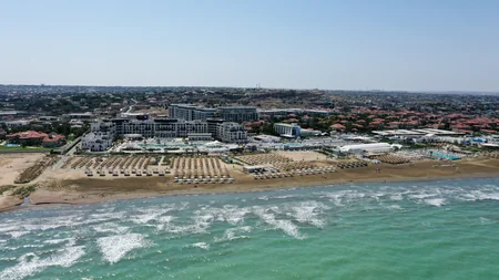 Prezident və Birinci xanım “Sea Breeze”də LANDAU Məktəbinin və “The Grand” apart hotelinin açılışında iştirak ediblər - YENİLƏNİB
