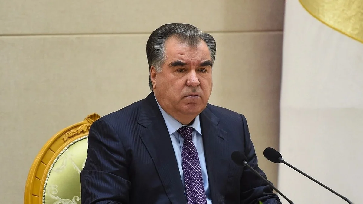 Рахмон в Исламабаде провел переговоры с главой парламента Пакистана