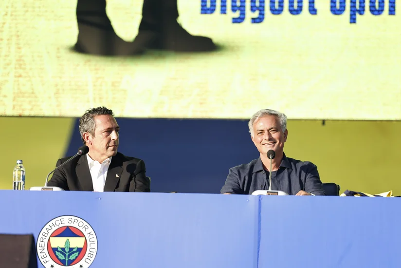 Joze Mourinyo “Fənərbağça” klubunun baş məşqçisi olub