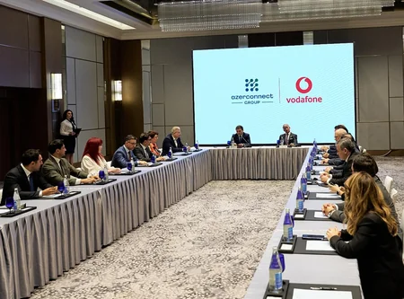 Azerconnect Group və Vodafone Group arasında tərəfdaşlıq müqaviləsi imzalanıb