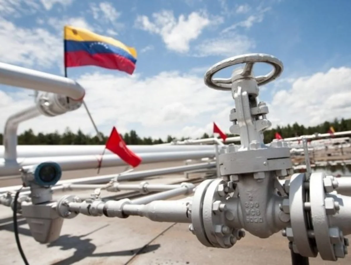 США намерены ужесточить санкции против нефтяного сектора Венесуэлы