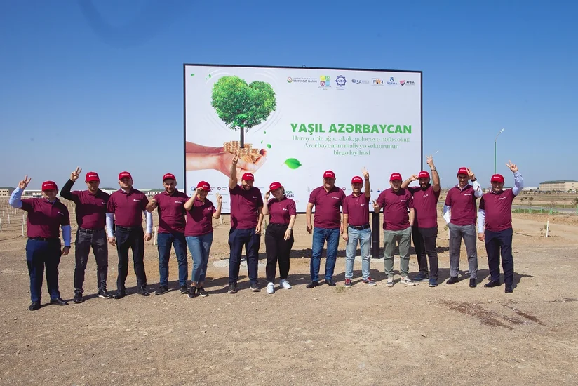 “Kapital Bank” əməkdaşları ağacəkmə aksiyasında iştirak etdi