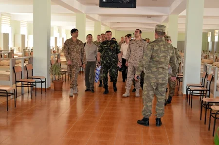 Аккредитованные в Азербайджане военные атташе посетили воинскую часть