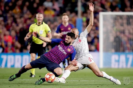 Дубль Месси помог “Барселоне” разгромить “Ливерпуль“ в 1-м матче 1/2 финала ЛЧ - ВИДЕО