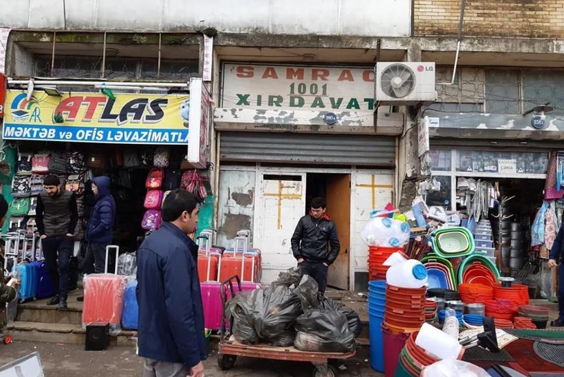 АПБА провела рейд на бакинском рынке, обнаружена продажа мяса по цене 5,50 манатов
