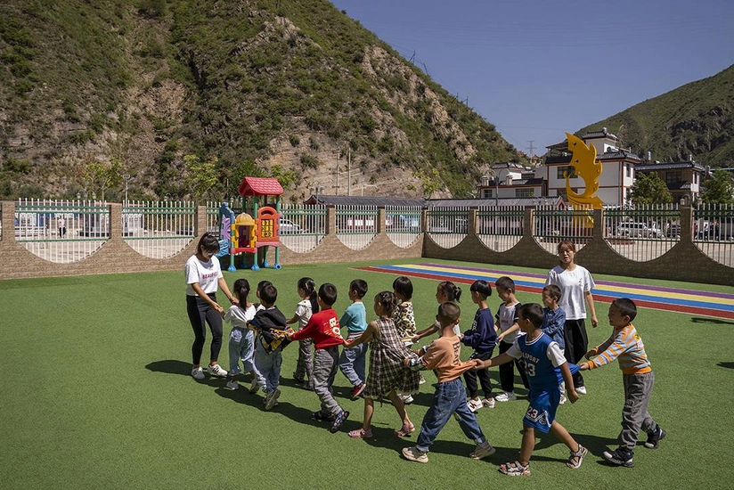 СМИ: Закрытие детсадов в Китае стало предвестником демографического спада