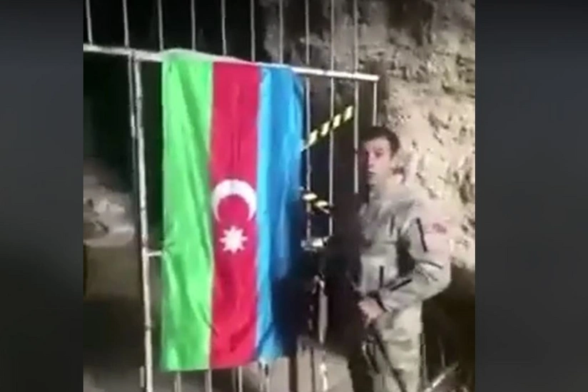 Azərbaycan əsgəri Azıx mağarasında