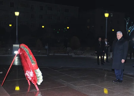 Türkiyənin baş naziri Binəli Yıldırım Naxçıvana səfərə gedib