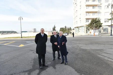 ​Prezident İlham Əliyev Xətai rayonunda yolların yenidənqurmadan sonrakı vəziyyəti ilə tanış olub