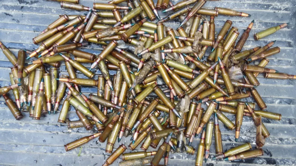 Ağcabədidə su kanalından 580 ədəd patron və 2 ədəd avtomat darağı tapılıb