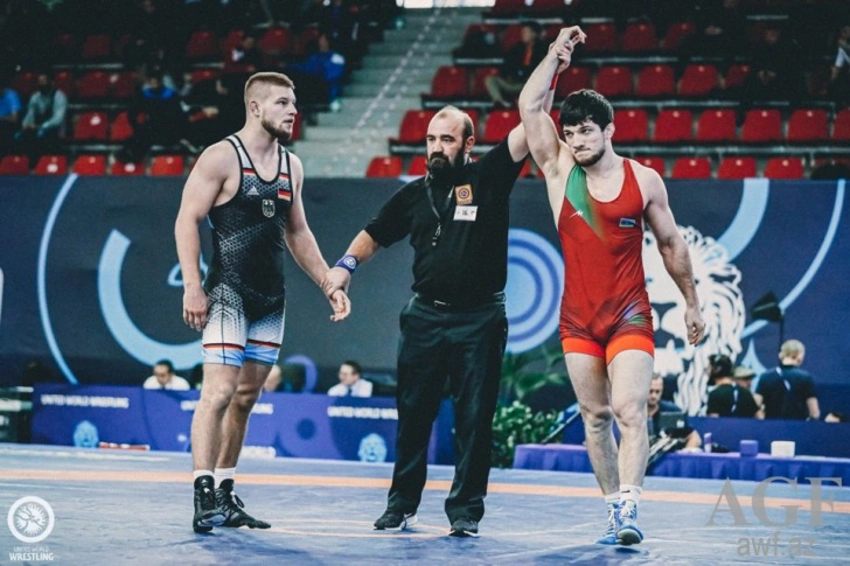 Azərbaycan güləşçisi dünya çempionatında gümüş medal qazanıb - VİDEO - FOTO