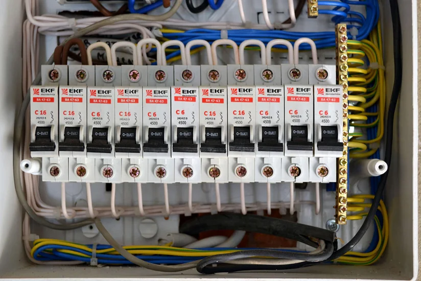 Məcburi köçkünlər üçün elektrik enerjisindən istifadəsi üzrə limit müəyyənləşdirilib